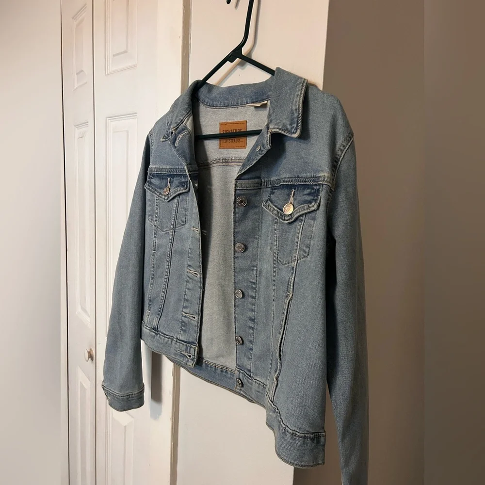 Levi Jean Jacket - Picture 2 of 6